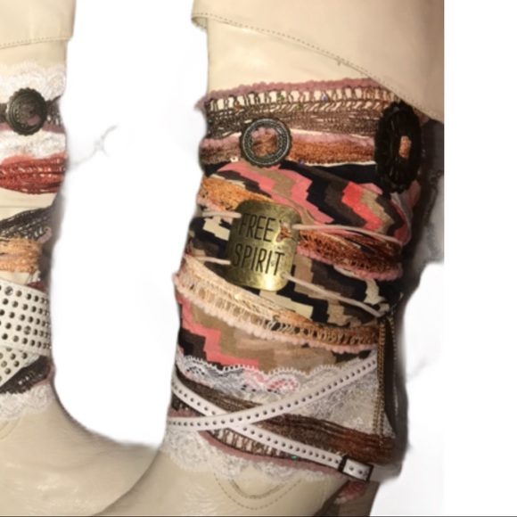 Vintage Boho Cream Boots - Picture 6 of 8